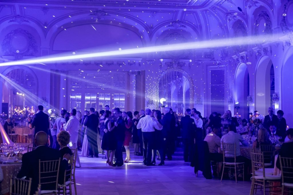 Fotograf de nunta casino sinaia